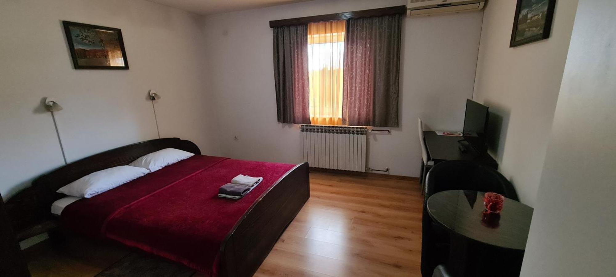 Guesthouse Kod mosta Karlovac Extérieur photo