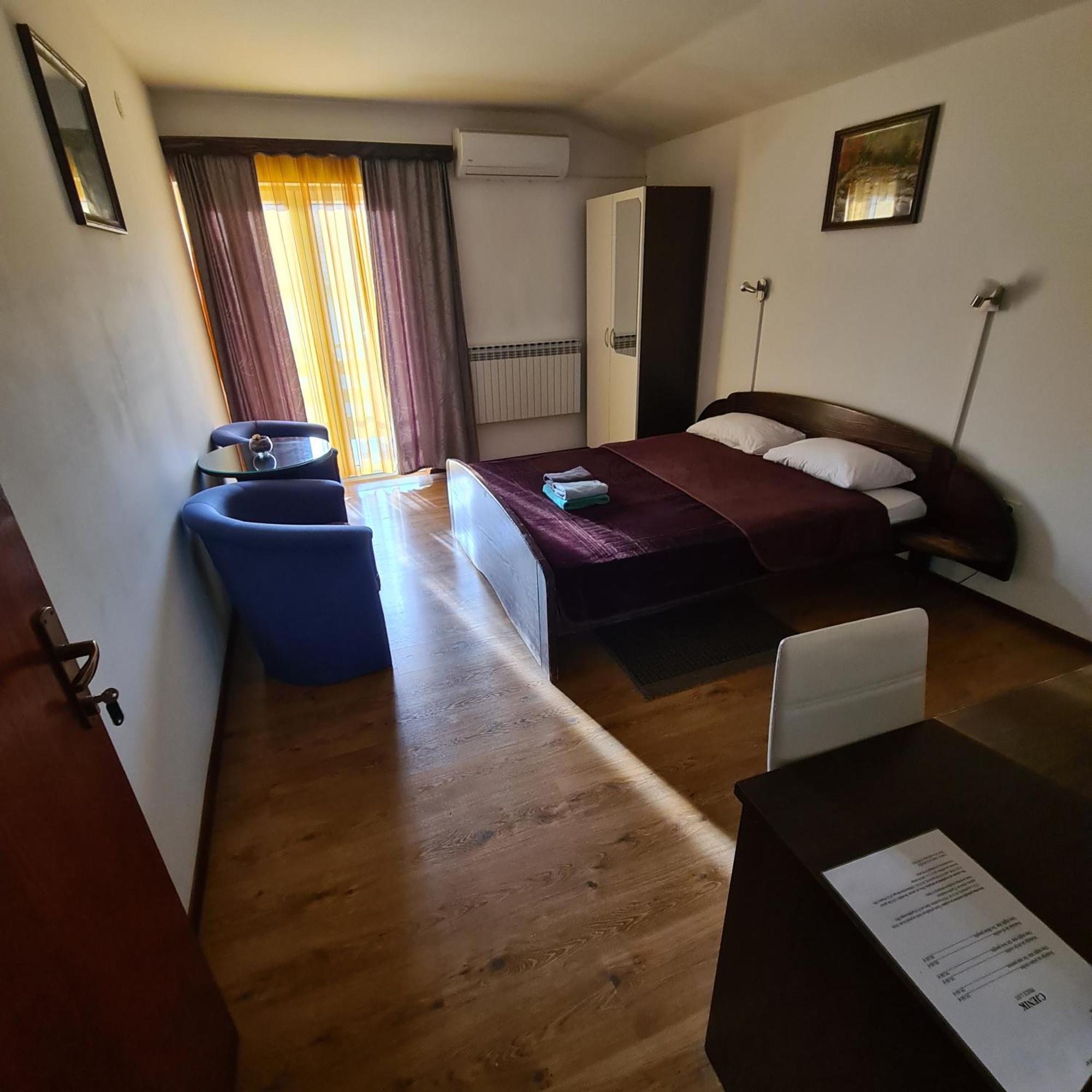 Guesthouse Kod mosta Karlovac Extérieur photo