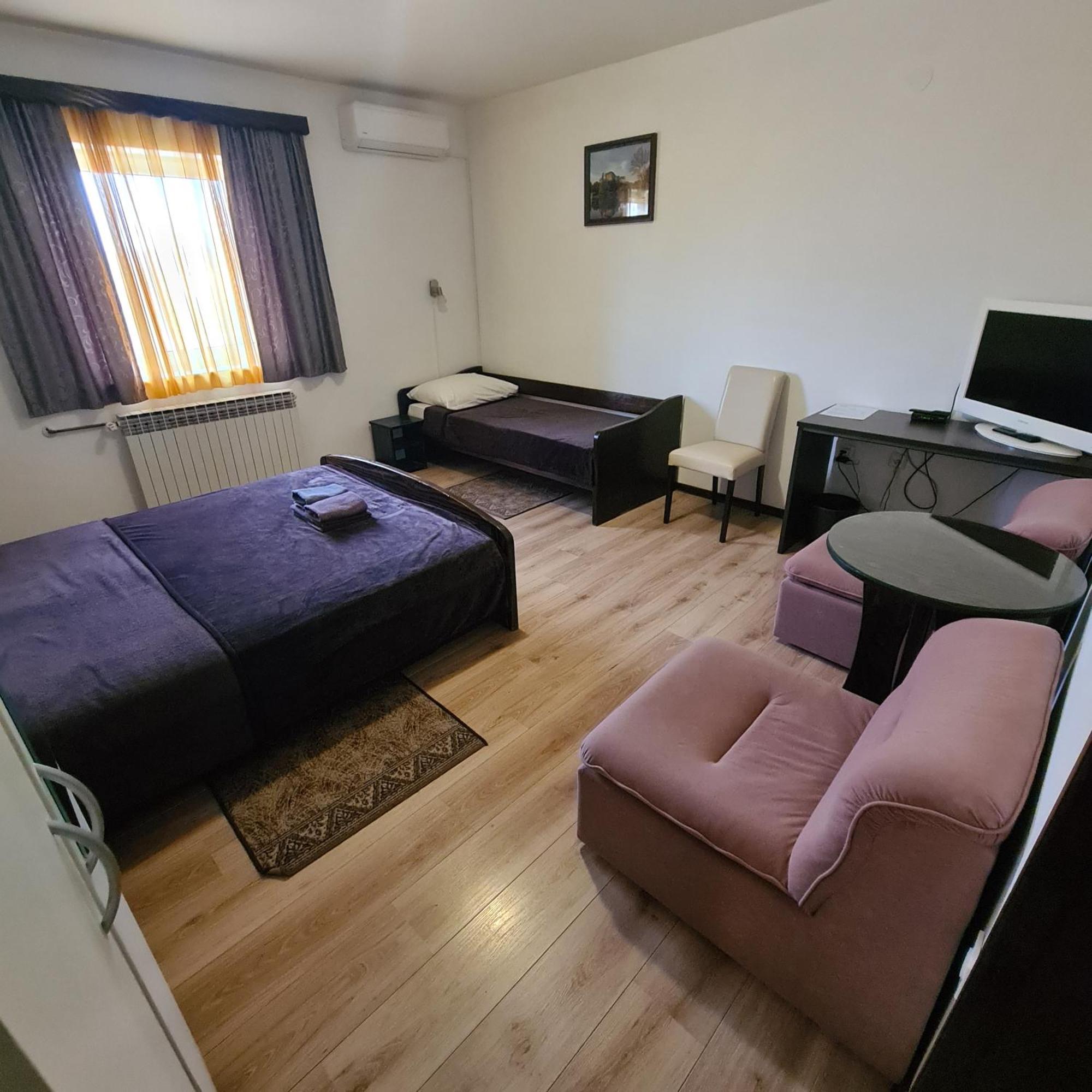 Guesthouse Kod mosta Karlovac Extérieur photo